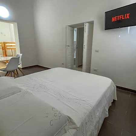 Dimora Orrù Bed & Breakfast 4*